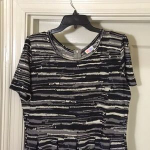 Black/white/gray zip up dress